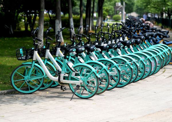 雙十清零模式破解單車(chē)潮汐困局——以光谷金融港萬(wàn)余輛單車(chē)圍堵為例